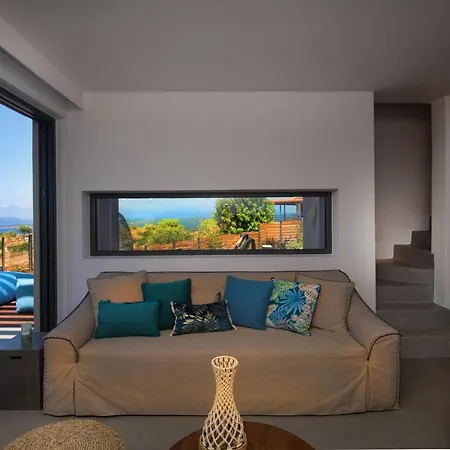 Вилла Dimeli - Sea View In Foinikounta *