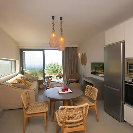 Вилла Dimeli - Sea View In Foinikounta