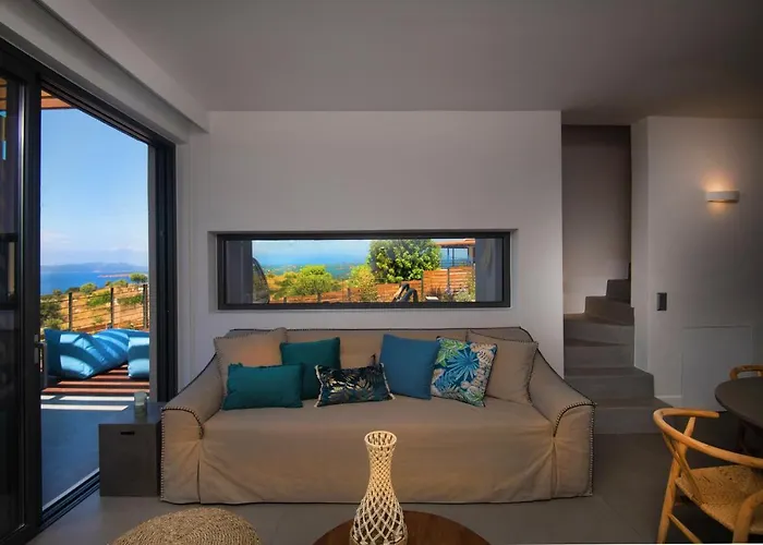 Villa Dimeli - Sea View In Foinikounta *