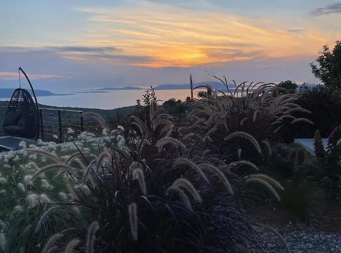 Вилла Dimeli - Sea View In Foinikounta Финикунда